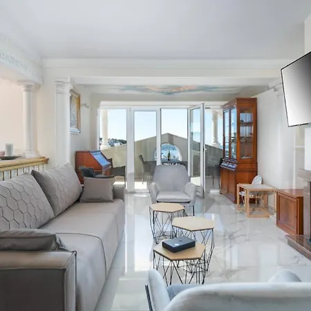 Donatella -apt 2- Mit Meerblick Pjescana Uvala