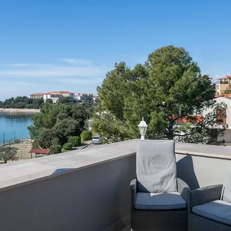 Apartment Donatella -apt 2- Mit Meerblick