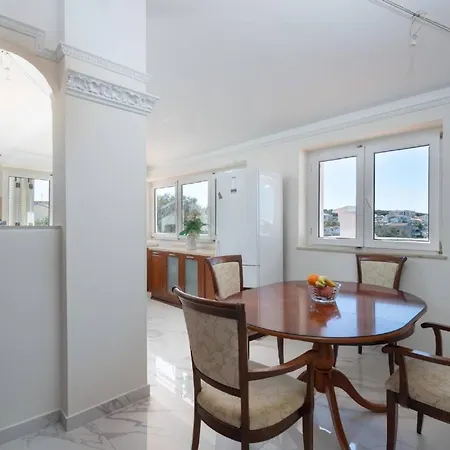 Donatella -apt 2- Mit Meerblick Apartment