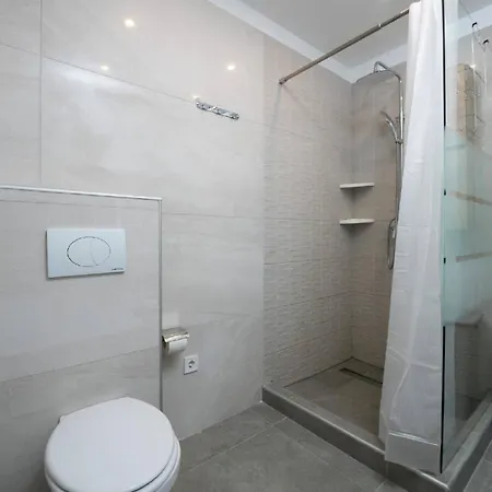 Apartment Donatella -apt 2- Mit Meerblick *